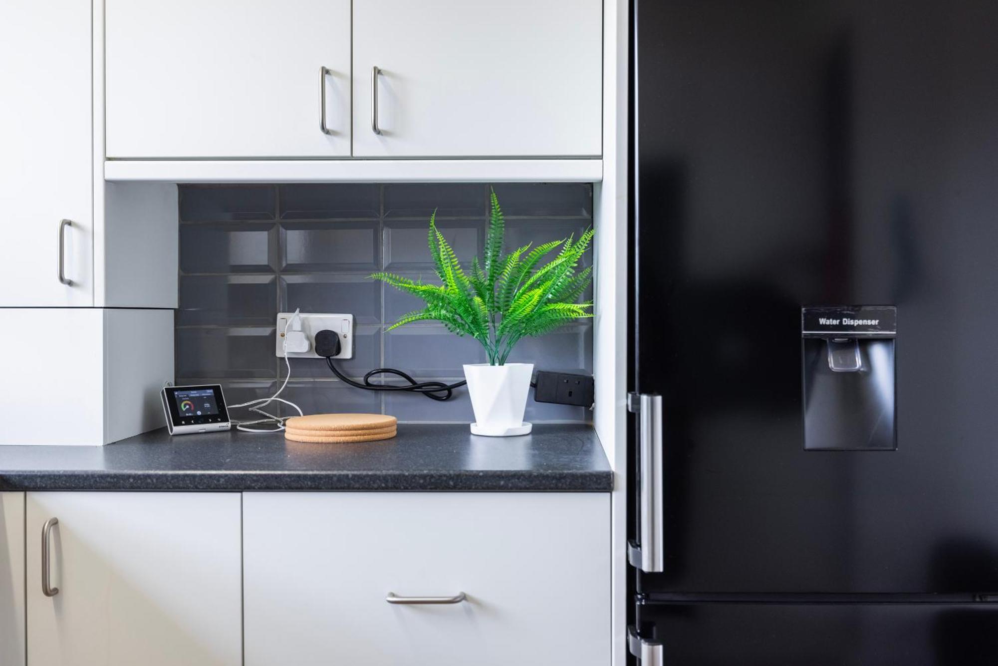 Excel O2 Stunning Large 3 Bedroom Apartment With Balcony Londra Esterno foto